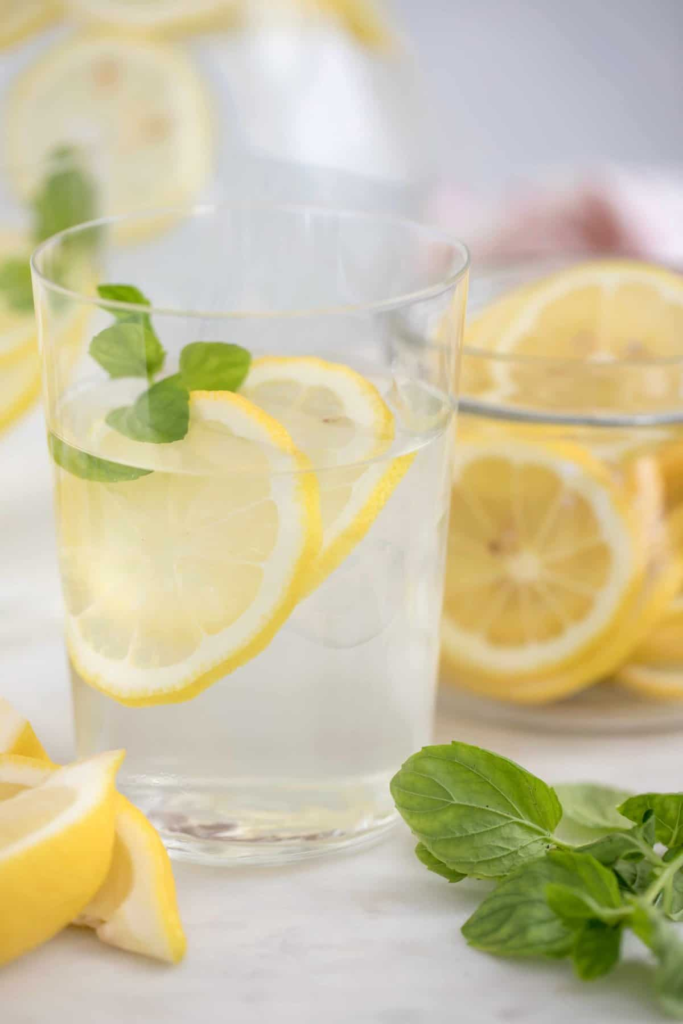Ushapan practice—warm lemon water to ignite digestive fire and flush toxins - blogs.myhealthlogy.com
